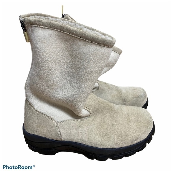 Lands End White Faux Shearling Lined Boots 6B - Picture 1 of 7